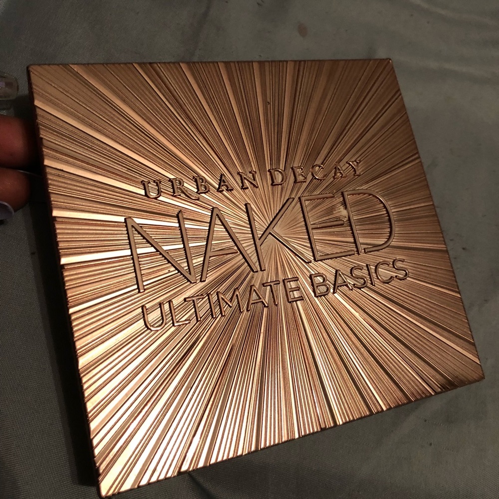 Urban Decay NAKED Ultimate Basics Palette